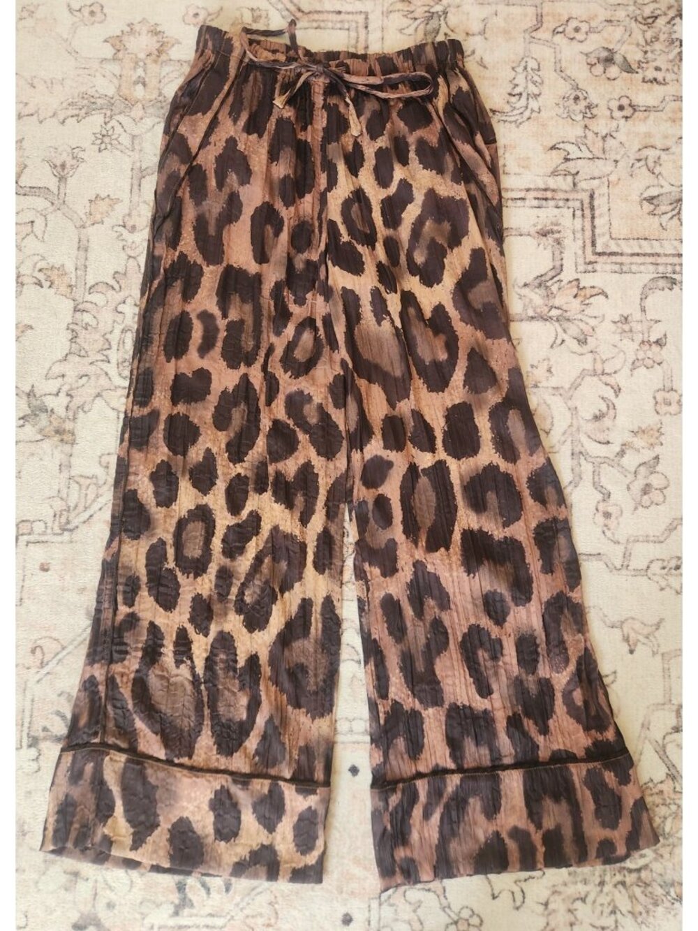 Free People Women's Sz. M All Out Satin Leopard Pant in Brown